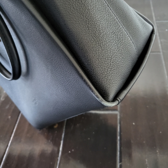 Louis Vuitton Lockme Purse - Picture 14 of 16